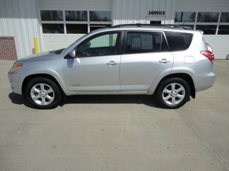 Used 2009 Toyota RAV4 Limited image 1