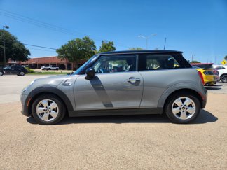 Used 2016 MINI Cooper 2-Door Hardtop image 1