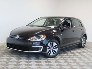 Used 2016 Volkswagen e-Golf SE w/ DC Fast Charging Package image 1