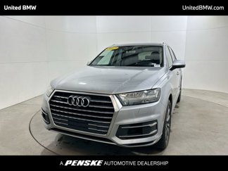 Used 2017 Audi Q7 3.0T Prestige w/ Prestige Package image 1