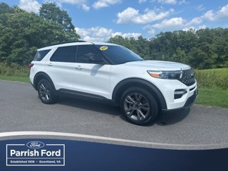 Certified 2022 Ford Explorer XLT w/ Equipment Group 202A image 1