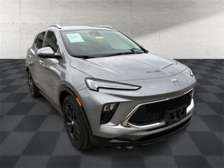 Used 2024 Buick Encore GX Sport Touring image 1