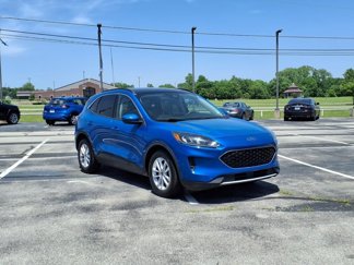 Used 2020 Ford Escape SE image 1
