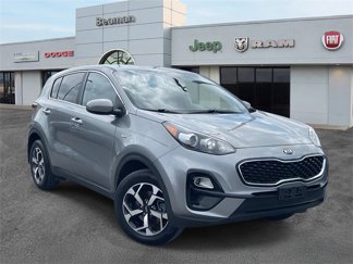 Used 2022 Kia Sportage LX image 1