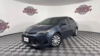 Used 2018 Toyota Corolla LE image 1