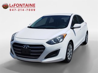 Used 2016 Hyundai Elantra GT image 1