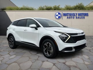 Used 2023 Kia Sportage LX image 1
