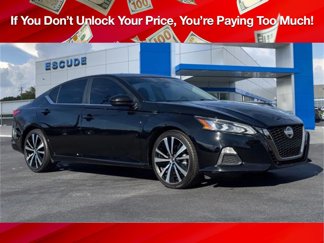 Used 2022 Nissan Altima 2.5 SR image 1
