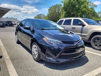 Used 2019 Toyota Corolla LE image 1