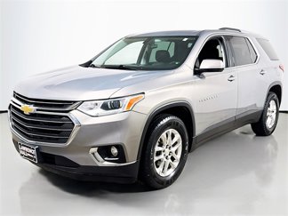 Used 2018 Chevrolet Traverse LT image 1