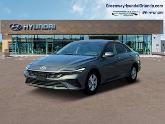 New 2025 Hyundai Elantra SE image 1