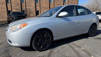 Used 2010 Hyundai Elantra GLS image 1