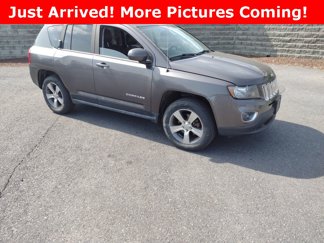 Used 2016 Jeep Compass High Altitude image 1