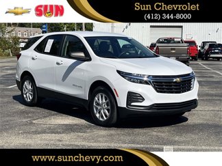 Used 2022 Chevrolet Equinox LS w/ LS Convenience Package image 1