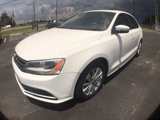 Used 2016 Volkswagen Jetta SE image 1