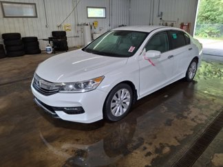 Used 2017 Honda Accord EX image 1