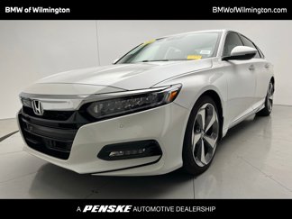 Used 2020 Honda Accord Touring image 1