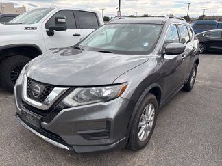Used 2017 Nissan Rogue SV image 1