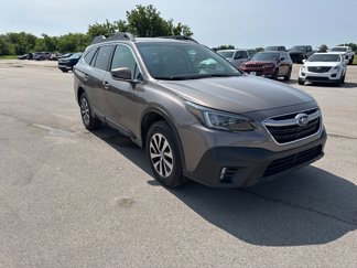 Used 2021 Subaru Outback Premium image 1