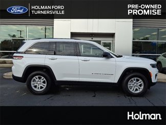 Used 2022 Jeep Grand Cherokee Laredo w/ Luxury Tech Group I image 1