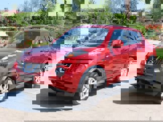 Used 2014 Nissan Juke SV image 1