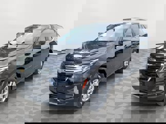 Used 2023 Chevrolet Equinox LT image 1