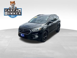 Used 2017 Ford Escape Titanium image 1