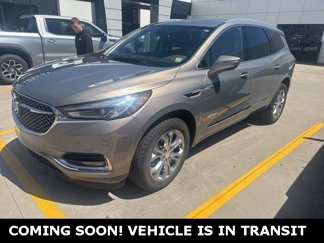 Used 2018 Buick Enclave Avenir w/ Avenir Technology Package image 1