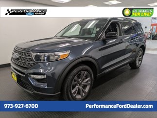 Used 2022 Ford Explorer XLT image 1