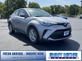Used 2020 Toyota C-HR LE image 1