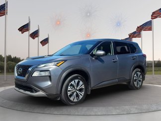Used 2021 Nissan Rogue SV image 1