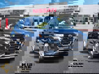 Used 2022 Nissan Kicks S image 1