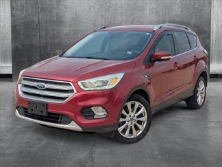 Used 2017 Ford Escape Titanium image 1