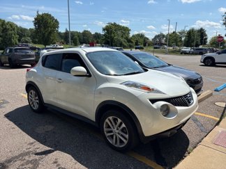 Used 2014 Nissan Juke SL image 1
