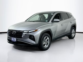 Used 2022 Hyundai Tucson SE image 1