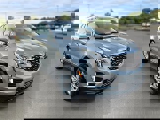 New 2025 Cadillac XT5 Luxury image 1