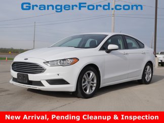 Used 2018 Ford Fusion SE image 1