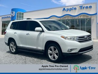 Used 2013 Toyota Highlander Limited image 1