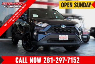 Used 2020 Toyota RAV4 XLE image 1