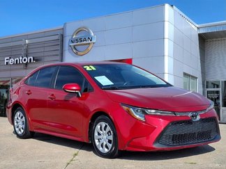 Used 2021 Toyota Corolla LE image 1