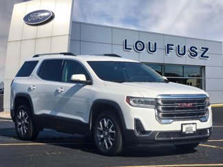 Used 2023 GMC Acadia SLT image 1