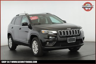 Used 2019 Jeep Cherokee Latitude w/ Cold Weather Group image 1