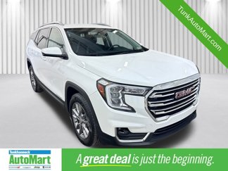 Used 2024 GMC Terrain SLT image 1