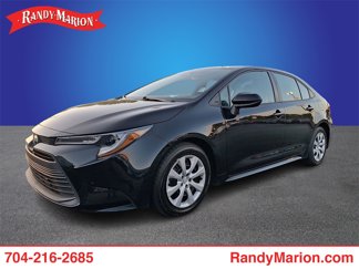 Used 2023 Toyota Corolla LE image 1