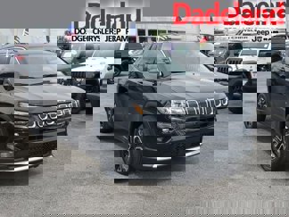 Certified 2022 Jeep Compass Limited image 1