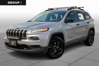 Used 2016 Jeep Cherokee Sport image 1