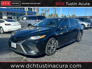 Used 2020 Toyota Camry SE image 1