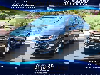 Used 2022 Chevrolet Malibu LT image 1
