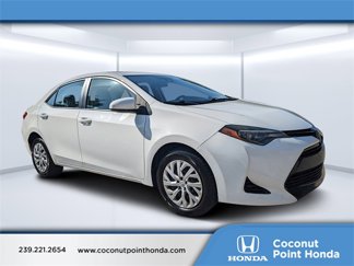 Used 2018 Toyota Corolla LE image 1