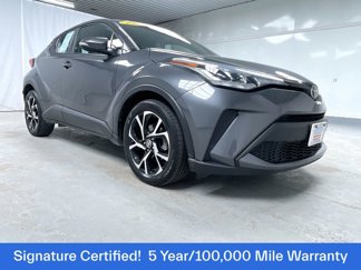 Used 2021 Toyota C-HR XLE image 1
